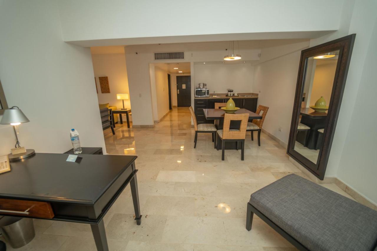 Radisson Hotel سانتو دومينجو المظهر الخارجي الصورة