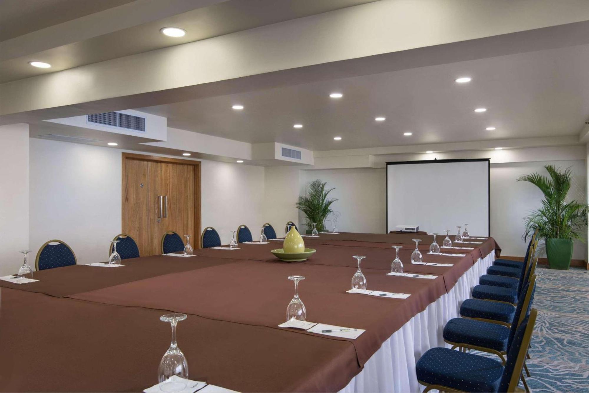 Radisson Hotel سانتو دومينجو المظهر الخارجي الصورة